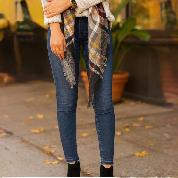 Lucky Brand Denim - Lucky brand medium wash ava skinny jean ❤️